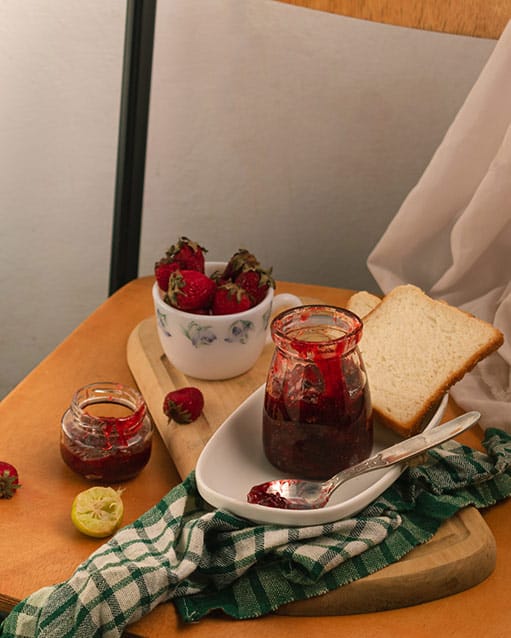 Strawberry jam with toast